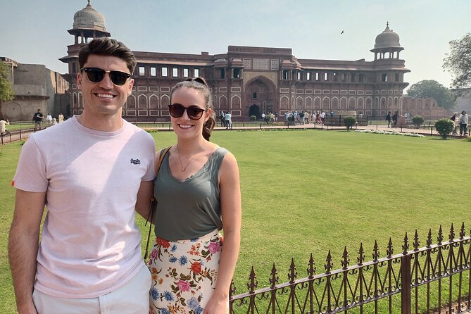 Luxury Same Day Taj Mahal tour From Delhi - All Inclusive - Lunch at DoubleTree by Hilton Agra: A Proper Reset