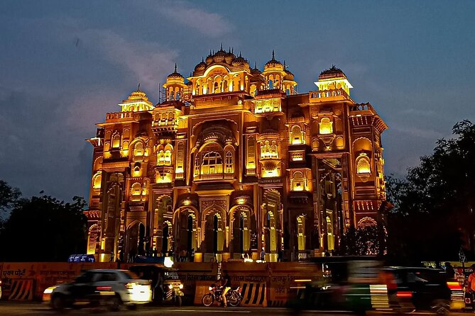 Magical Jaipur Night Tour Including Patrika Gate - Hawa Mahal at night: latticework photos, with time to slow down