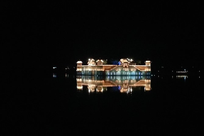 Night Tour in Open Jeep - Why an Open-Top Jeep Makes Jaipur Night Feel Different