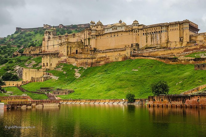 One Day Local Sightseeing of Jaipur - Amber Fort’s hilltop ramparts and Maota Lake views