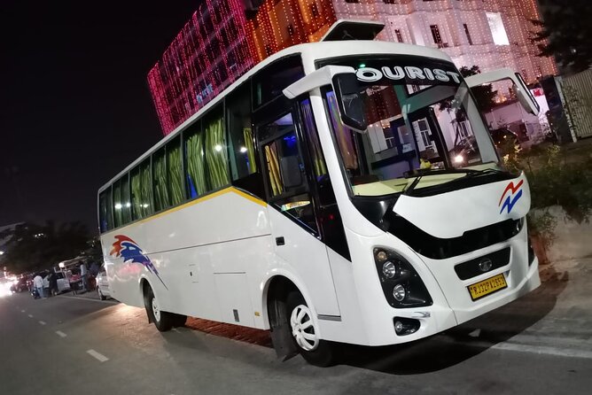 Package tour for Rajasthan - Day 1 in Jaipur: City Palace, Jantar Mantar, Amber Fort