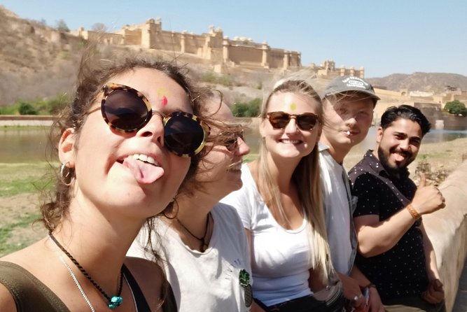 Pink city private Day Tour by Tuk Tuk with English speaking driver.. - Jaigarh Fort: add a fortress stop without stretching the day