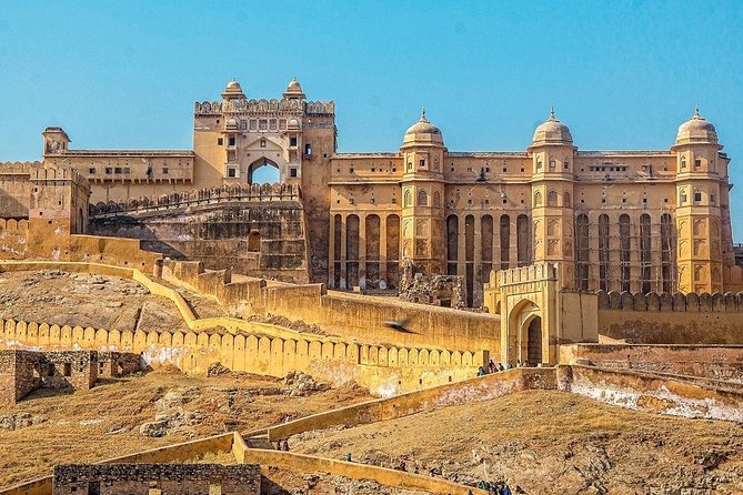 Private Cab for Full day Sightseeing in Jaipur - City Palace: where Rajput and Mughal meet