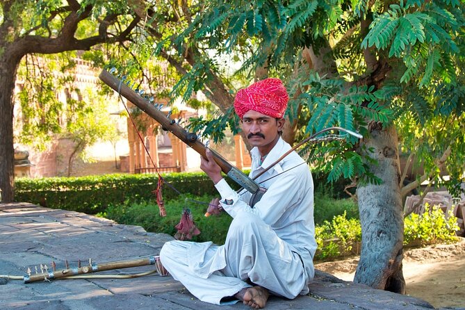 Private Day Tour of Jaipur with a Guide and Including Lunch - Price and value: $138 per person with tickets and lunch included