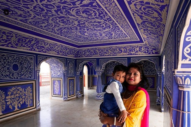 Private day tour of Jaipur with Driver and Guide - Jal Mahal: The Water Palace Looks Like It Floats