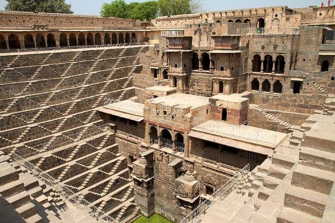 Private Day Trip to Abhaneri Chand Baori Stepwell from Jaipur - How to get more out of Chand Baori and Harshat Mata Temple
