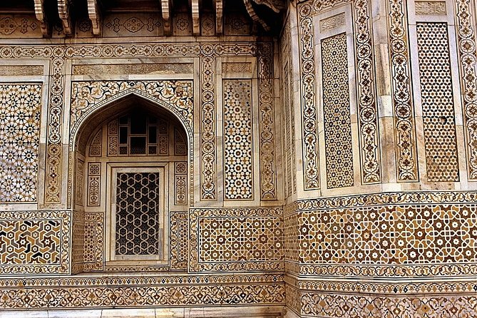 Private Day Trip to Taj Mahal & Agra From Jaipur - Lunch and tickets: what’s covered, what isn’t, and how to choose