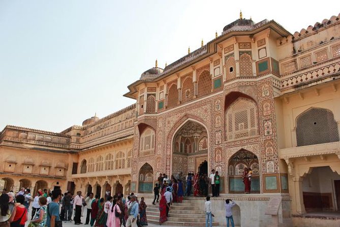 Private Full Day City Tour of Jaipur visit Amber Fort, City Palace with Lunch - A 10-hour Jaipur hit list that actually fits together