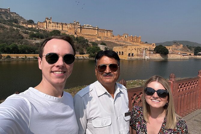Private Full Day Guided Tour of Jaipur, India's Pink City - Royal Gaitor Tumbas: short visit, strong atmosphere
