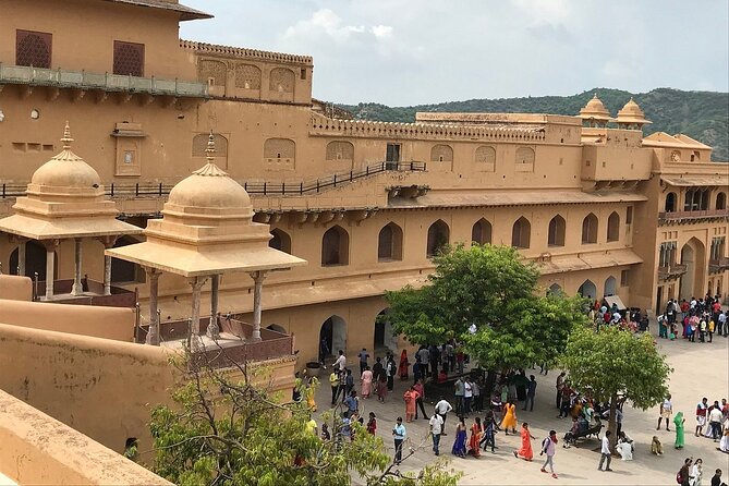 Private Full-Day Jaipur Sightseeing by Car - Panna Meena ka Kund Stepwell: A Quiet 30 Minutes That Teaches a Lot