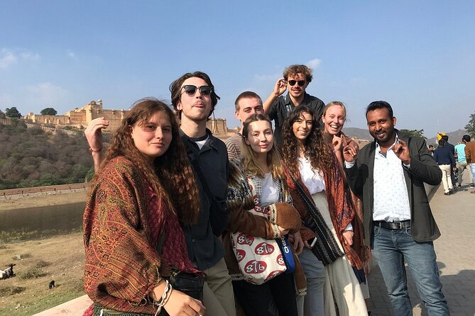 Private Full Day Jaipur Sightseeing Tour By Tuk Tuk - The route timing: a 9:30 start that helps you beat some friction
