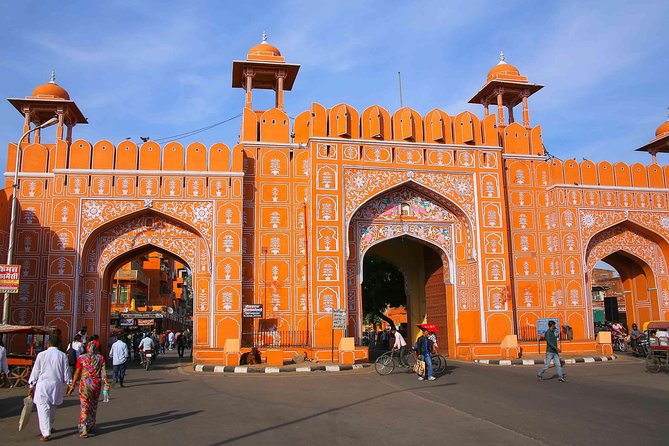 Private Full Day Jaipur Tour with Guide - Royal Gaitor Tumbas and Albert Hall Museum: where the day slows down