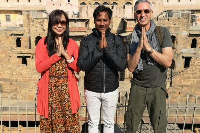 Private Full-Day Tour to Jaipur with Licensed Guide - The Guide Is the Difference: Rajesh’s Style of Explaining Jaipur