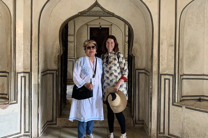Private Guided City Tour of Jaipur - Pickup, transport, and how the day’s timing usually feels