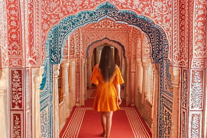 Private Guided Same Day Jaipur Tour From Delhi By Car - Hawa Mahal in 15 Minutes: Jharokhas and Royal Watching