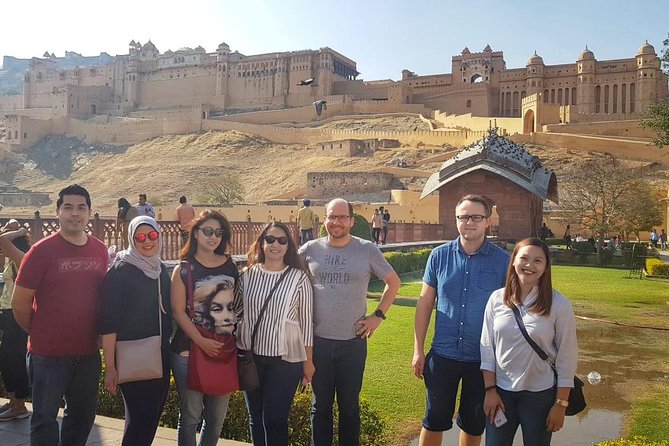 Private Guided Sightseeing Tour of Jaipur Highlights - Hawa Mahal: the Palace of Winds and the quick lesson that makes it click