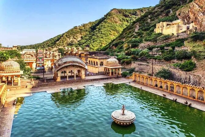 Private Jaipur City Tour by Tuk Tuk Or Car - City Palace: royal heritage that’s still in use
