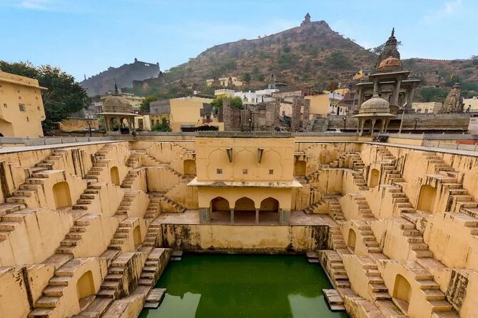 Private Jaipur City Tour by Tuk Tuk Or Car - Gaitor Tumbas and Jagat Shiromani Temple: quieter stops that balance the day