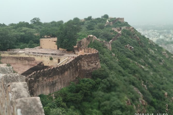 Private Jaipur Full 2 Days Tour With Pink City Guide - Price and logistics: what $96 really buys