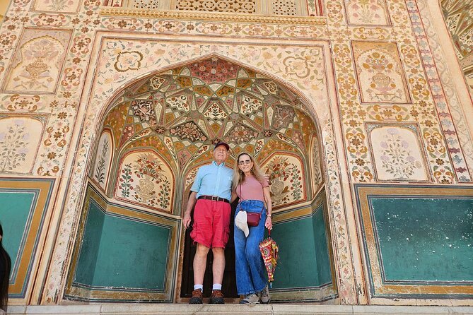 Private Jaipur Half-Day: Amber Fort, Stepwell, Jal Mahal & Gaitor - Amber Fort (Amer): Rajput Architecture and Hill Views in a Real Time Slot