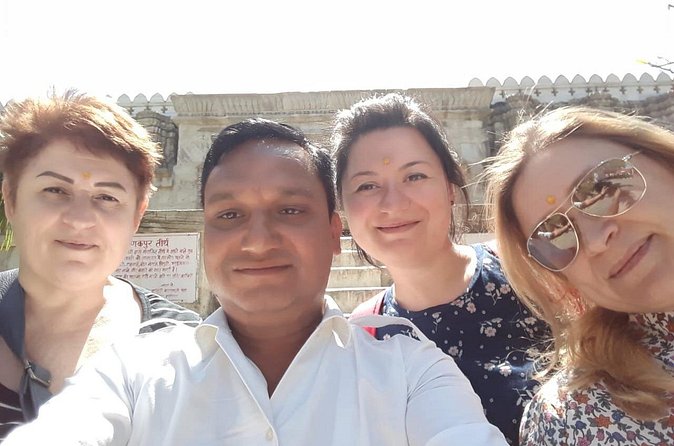 Private Jaipur sightseeing Tour by Car - All Inclusive - Amber Palace: the classic approach, with less waiting
