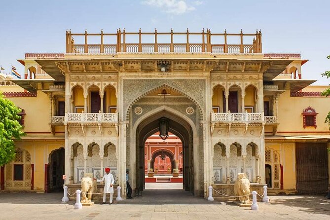 Private Jaipur Tour Package with Flexible Booking Options - Lunch and the “value math” of the $14.17 price
