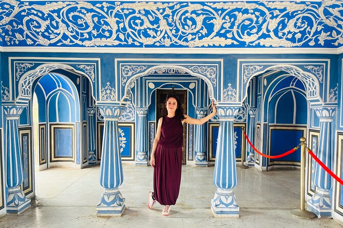 Private Jaipur Tour with Guide & All Entry Tickets - City Sights in One Efficient 8-Hour Loop