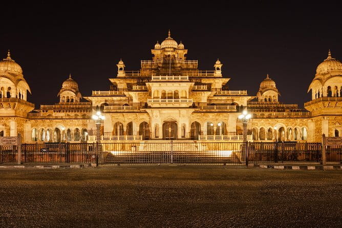 Private Overnight Jaipur City Tour from Delhi - Price and logistics: what you’re really paying for