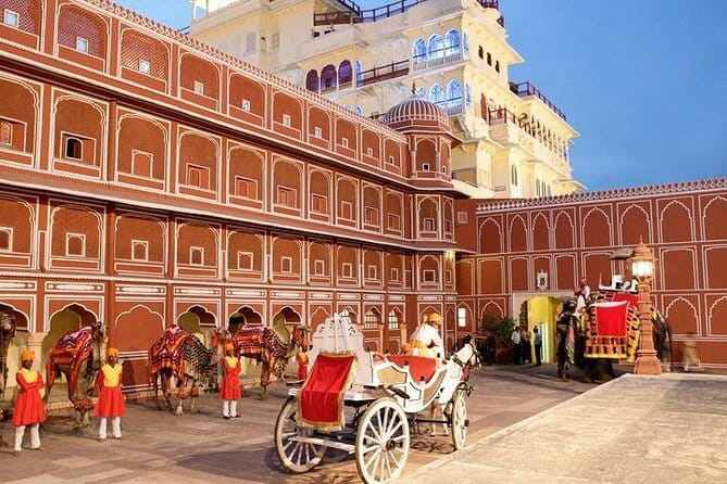 Private Tour of Instagrammable Photogenic Spots in Jaipur - Jantar Mantar: The Observatory That Looks Like a Photo Set