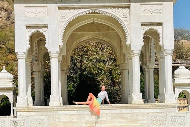Private Tour of Jaipur's Most Instagrammable & Photogenic Spots - City Palace Blue Walls and Albert Hall’s Easy Exterior Photos