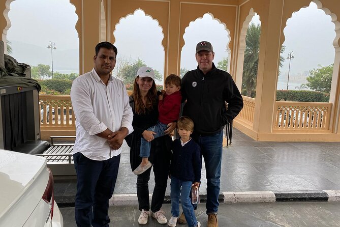 Private Transfer Jaipur To Delhi private airconditioned vehicle - Pickup in Jaipur, drop in New Delhi: the door-to-door advantage