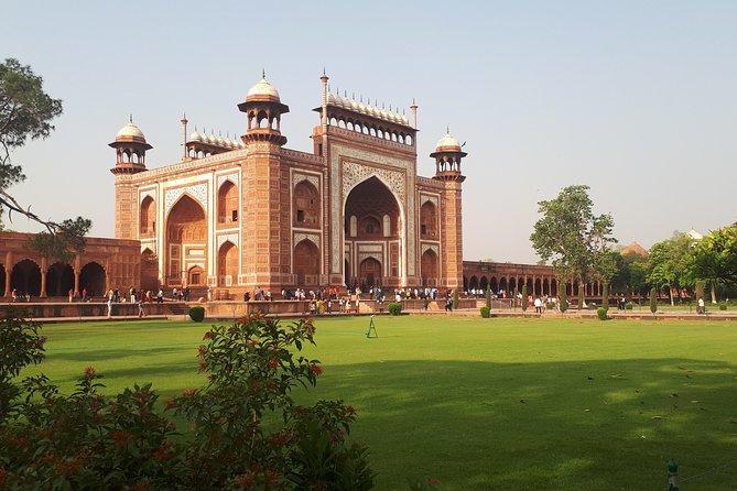 Same day Taj Mahal tour from jaipur - Should you book the same-day Taj Mahal and Agra Fort tour from Jaipur?