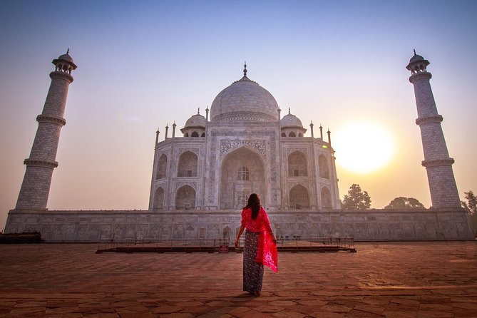 Sunrise Taj Mahal, Agra Fort & Baby Taj Tour from Jaipur by Car - Meeting your guide at the Taj Mahal, then stepping inside