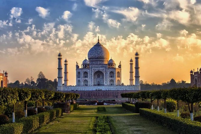 Taj Mahal and Agra Day Tour from Jaipur ending in Delhi by Train - A long day, from Jaipur morning pickup to Delhi night arrival