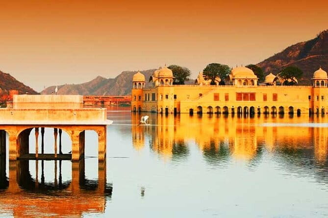 Taj Mahal and Agra Private Day Tour From Jaipur with 5 Star Meal - Should You Book This Jaipur to Agra Day Trip?