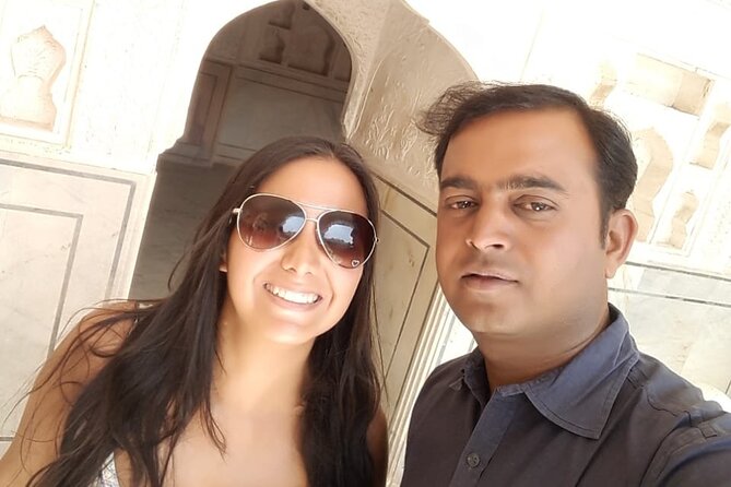 Walking Tour of Pink City (World Heritage Site) with Local Guide - Stop 2: Johri Bazar for jewelry and wedding dress shopping