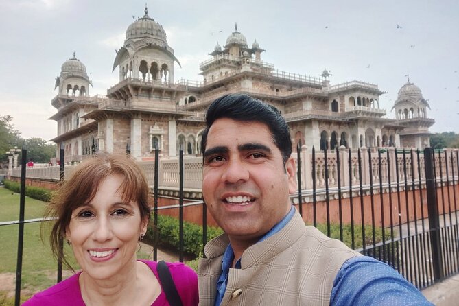Walking Tour of Pink City (World Heritage Site) with Local Guide - Stop 3: Bapu Bazar for textiles and classic bazaar vibes